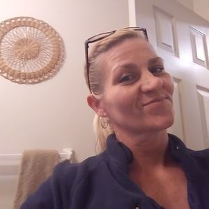 Meet your Posher, Terri jo